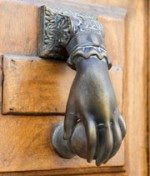 door knocker